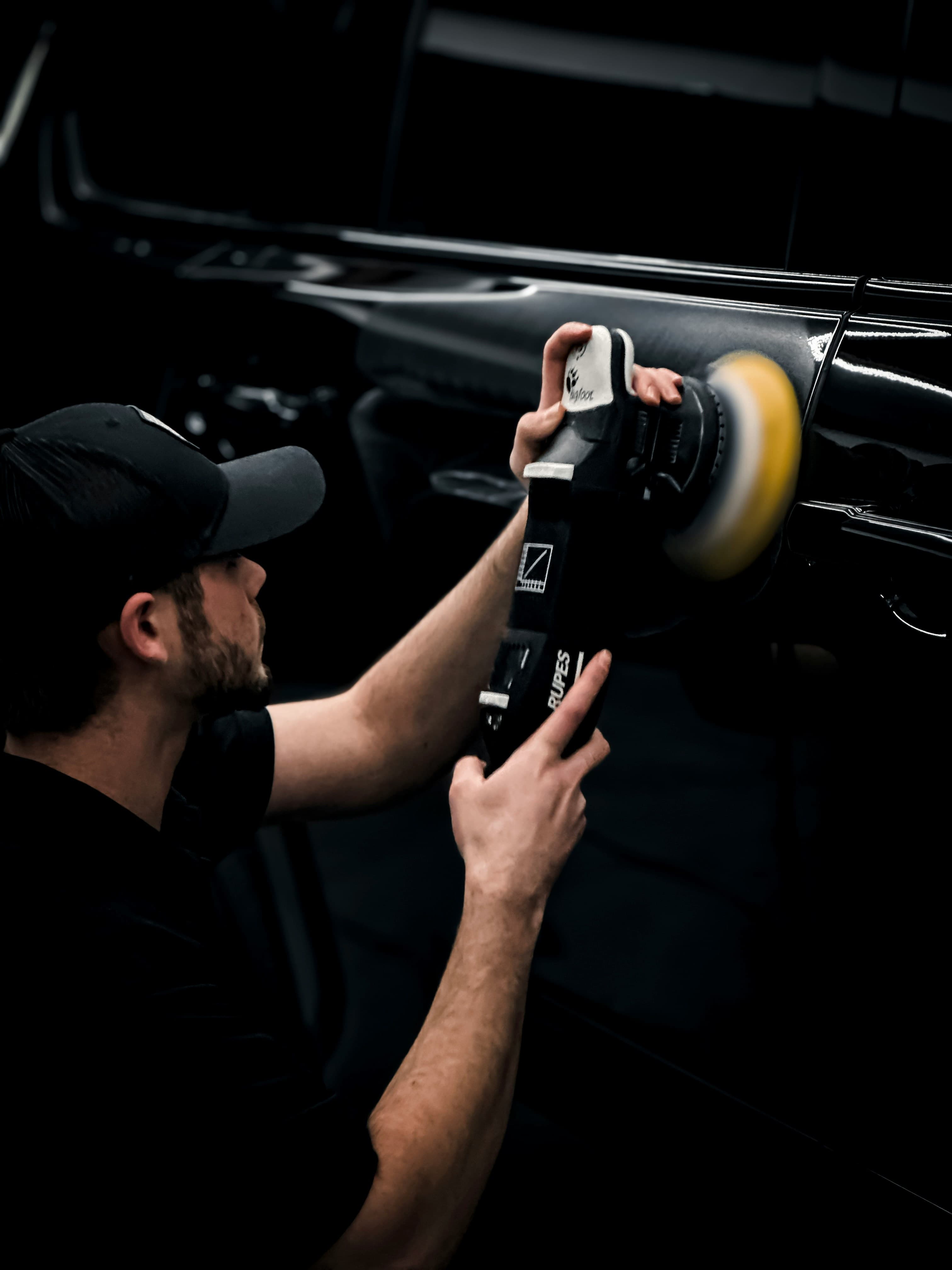 Scratch Removal & Paint Polishing